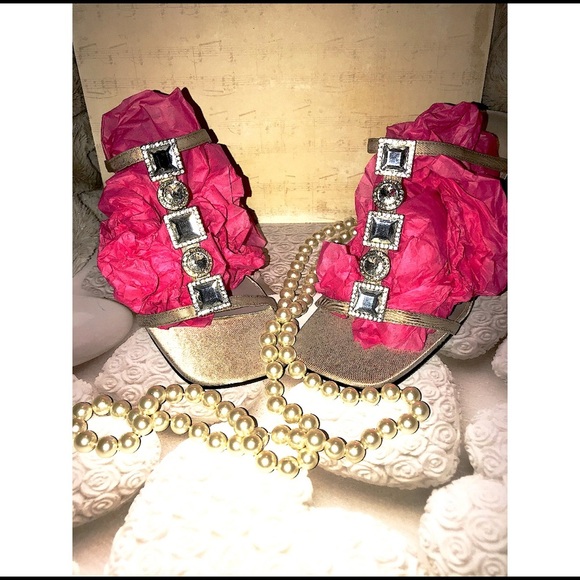 NBW CRYSTAL HEELS - Picture 2 of 6